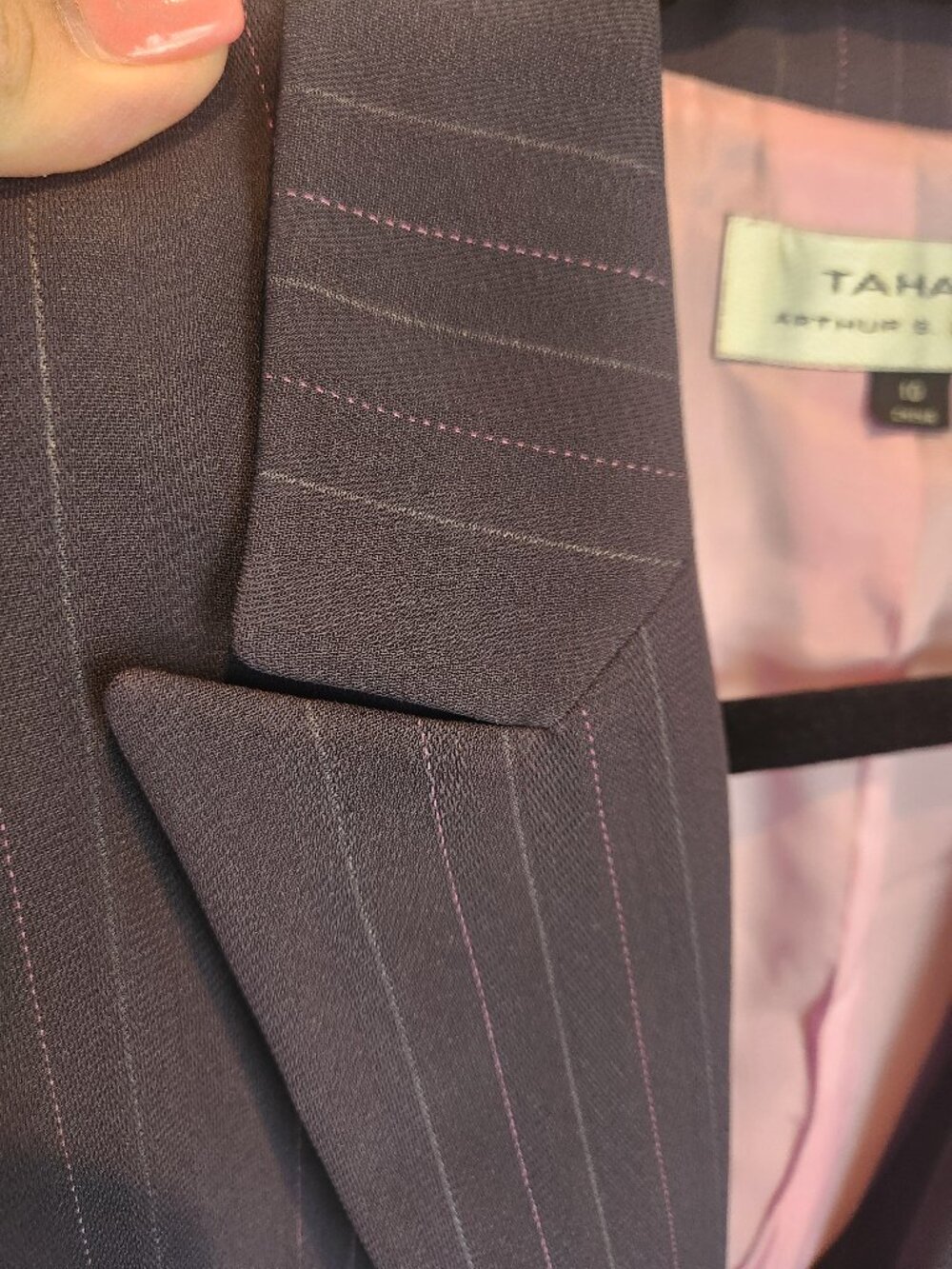 2PC Tahari Women's Pant Suit (Jacket & Pant) Sz 10 Taupe w/ Lavender Pinstripes